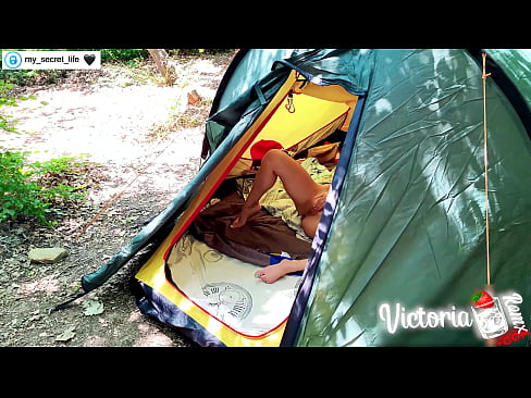 ❤️ Gefilmd op camera Gepassioneerd aftrekken Vreemdeling in een tent ️❌  Sex at nl.sexogolic-info.ru