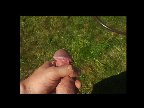❤️ Hete hottie laat zich in haar roze kutje neuken en spuitend klaarkomen in een zomerse tuin ️❌ Sex at nl.sexogolic-info.ru