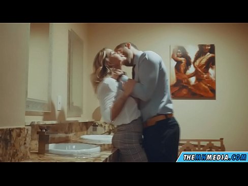 ❤️ Wanneer een rondborstige blondine je verleidt in een openbaar toilet ️❌  Sex at nl.sexogolic-info.ru